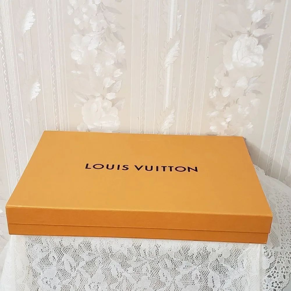 Louis Vuitton Large Storage Box Like New - Picture 3 of 6